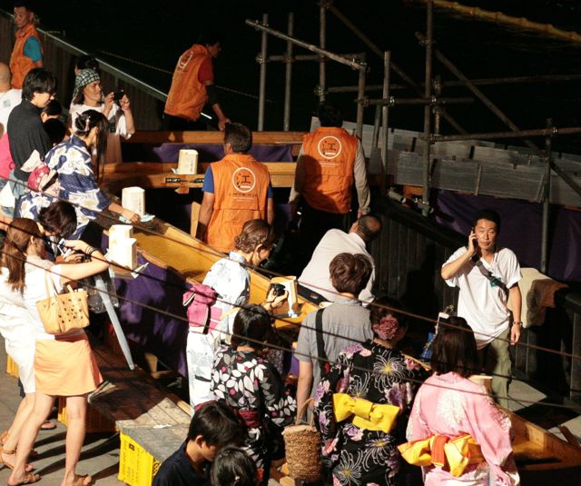 Releasing the Lanterns on the Sumida River